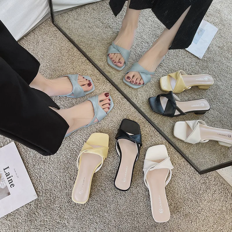 

Shoes Low Woman's Slippers Luxury Slides Med 2021 Soft Designer Rome Hoof Heels PU Concise Shoes Womens Slippers Outdoor Luxury