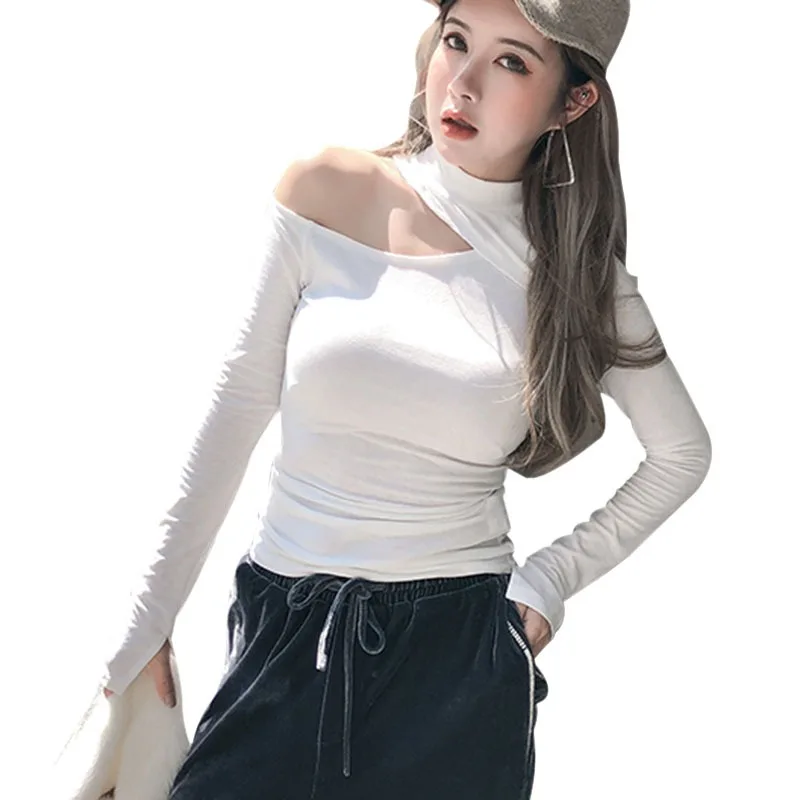 Женская футболка OIONINOS трикотажная с вырезами на плечах и надписью женская одежда