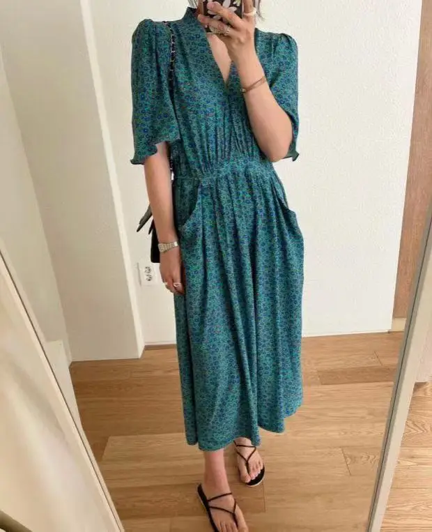 

VICONE Chic v-neck pocket strap broken beautiful long dress