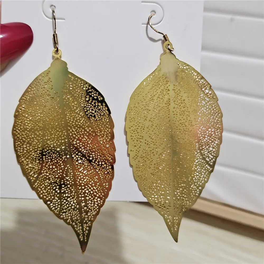 

Hollow Goldfish Earrings Gold Koi Fish Drop Earrings Koi Fish Jewellery for Women Chinese Ocean Lucky Large Fish Tail Earring K2