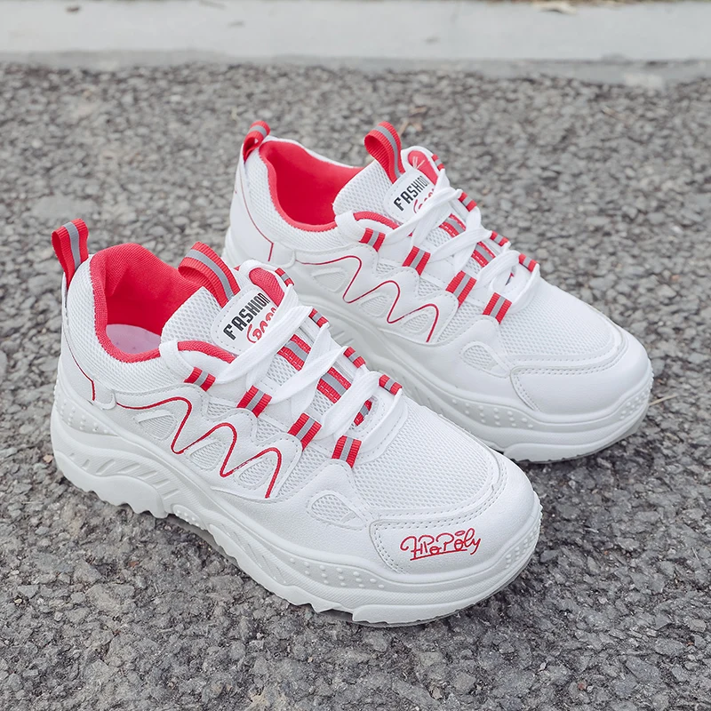 Женские кроссовки на танкетке красные удобные массивной платформе повседневная