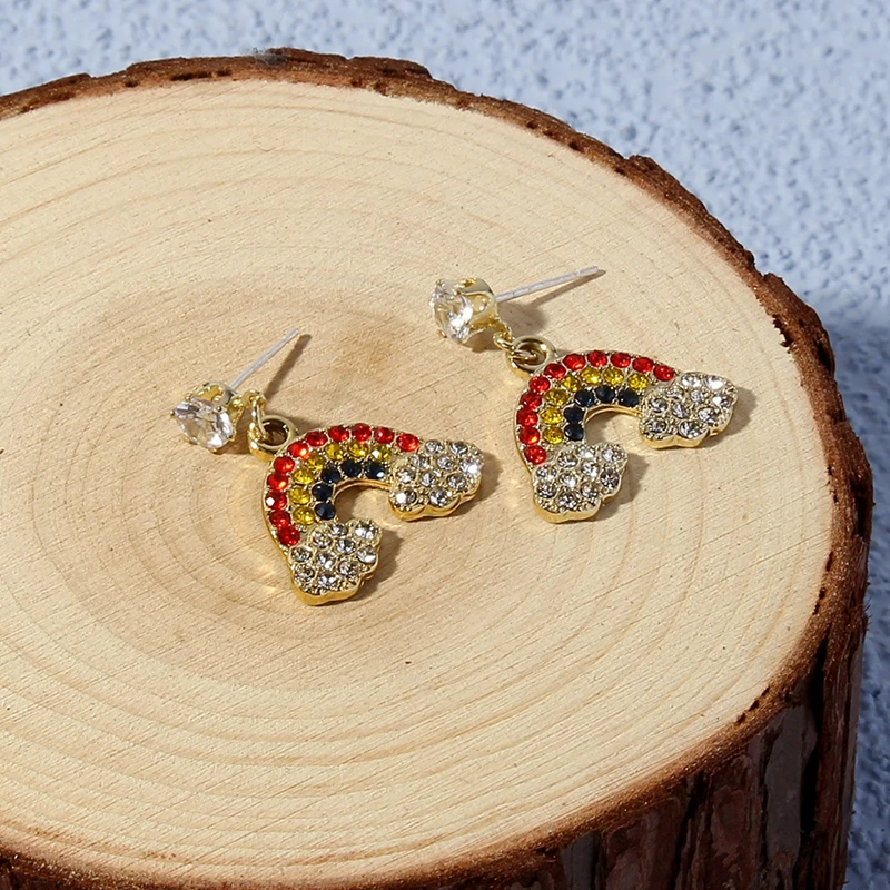 

Simple Rainbow Stud Earrings Multicolor Rhinestone Inlay Ear Studs Geometry Earrings for Women Trend Fashion Girl Gift