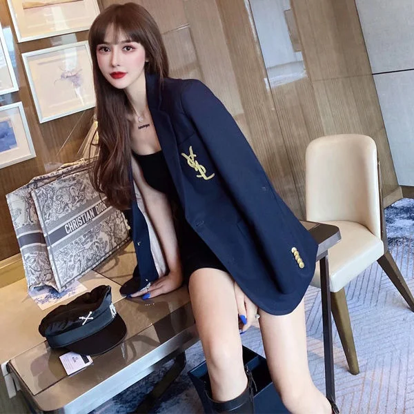 

Autumn 2020 new style boyfriends' navy blue back embroidery loose and thin handsome suit girl