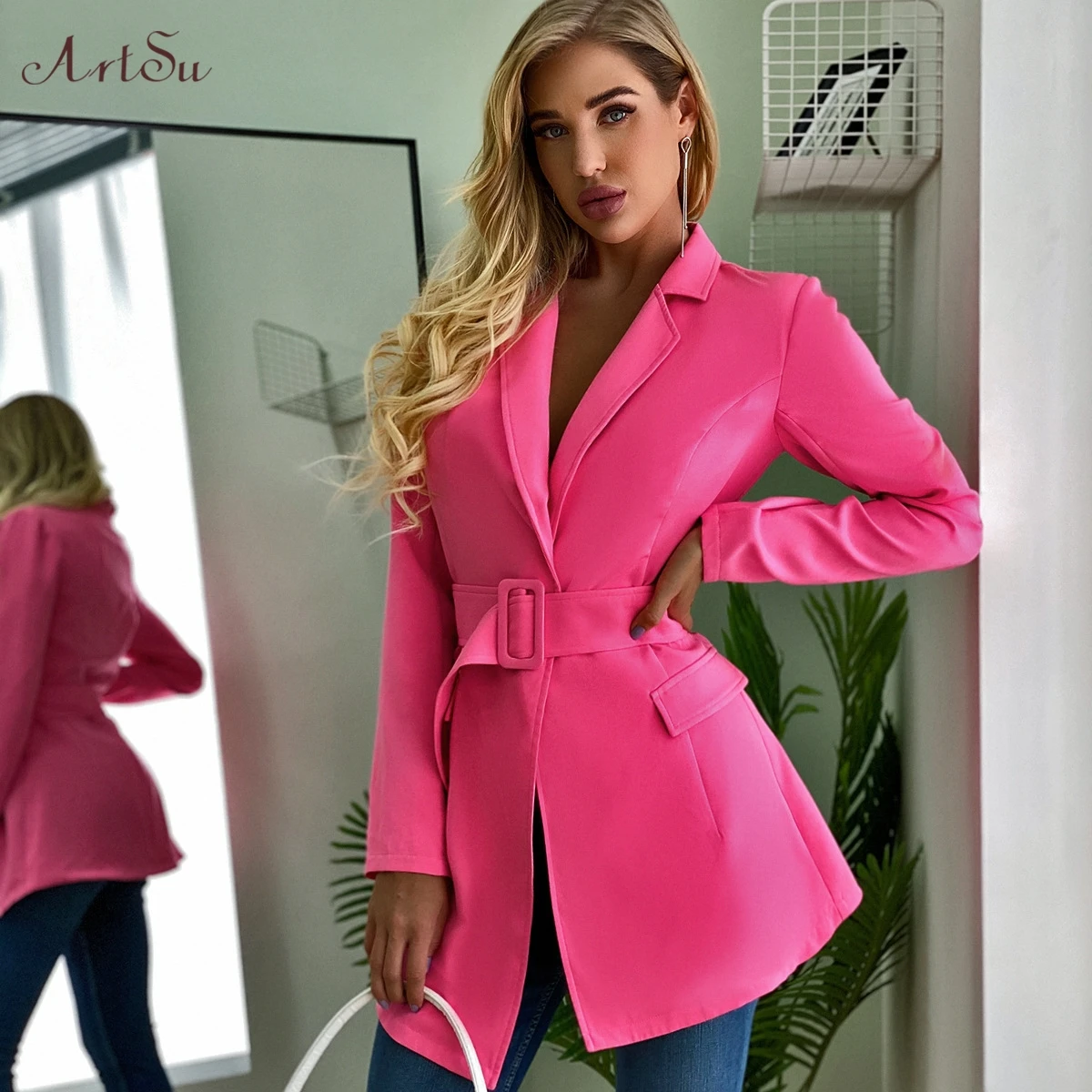 Женское платье с глубоким v образным вырезом ArtSu розовое приталенное длинным