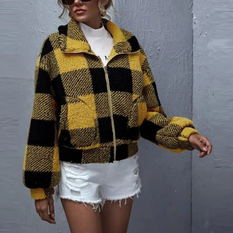 

2021 Women Autumn Winter Casual Art Stitching Plaid Jacket Retro Lapel Fluffy Cardigan Fashion Zipper Pocket Coat Streetwear New