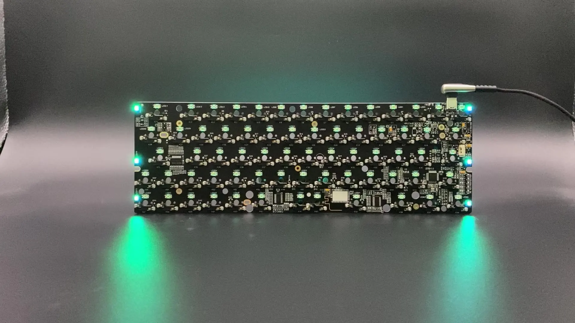 

GK61 series Fr4 printed circuit board diy 60% keyboard case type c rgb hotswap wired mechanical pcb keyboard pcba