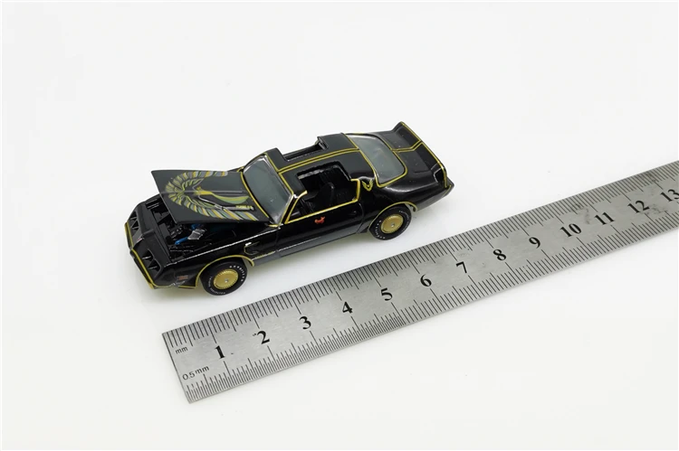 Greenlight 1:64 1980 Pontiac Firebird Trans Am T/A Turbo 4.9L Smokey and the Bandit II без коробки |