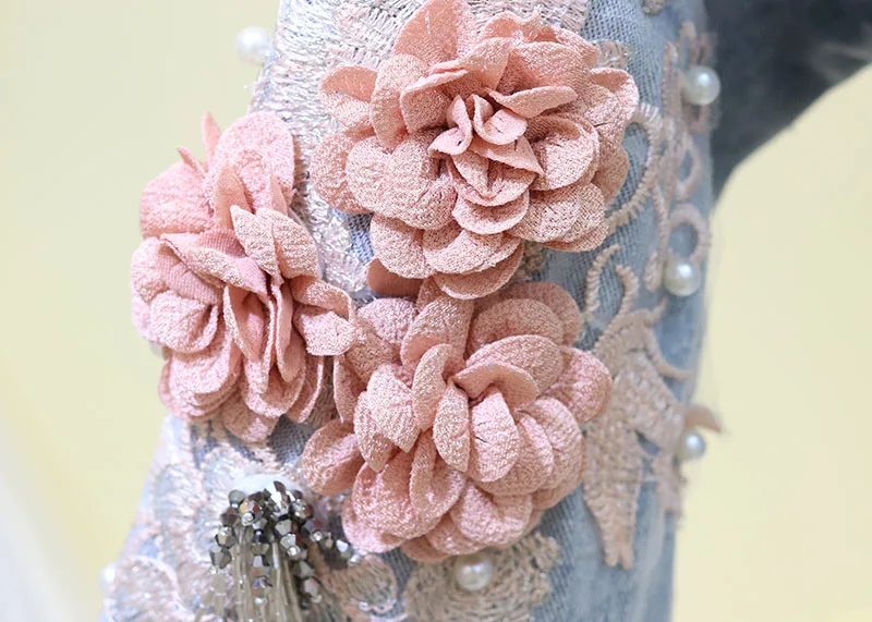 Женская джинсовая куртка с длинным рукавом светло голубая|Жилеты и безрукавки| |