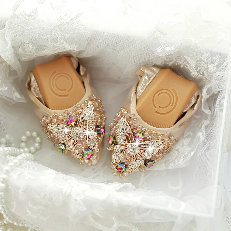 

Wedding Shoes with Rhinestone Pointed Toe Lady Party Shoes Flat Heel Leather Moccasins Slip on Sequins Soft Sole 34-41 Flats
