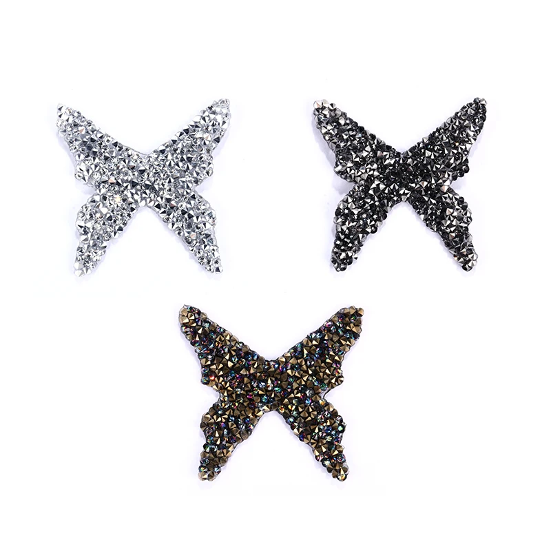 Блестящие стразы 28x30 мм с бабочкой без горячей фиксации плоским основанием не