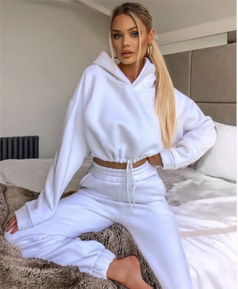 

2021 Autumn and Winter New Fashion Long-sleeved Sports and Leisure Suit Two-piece Suit