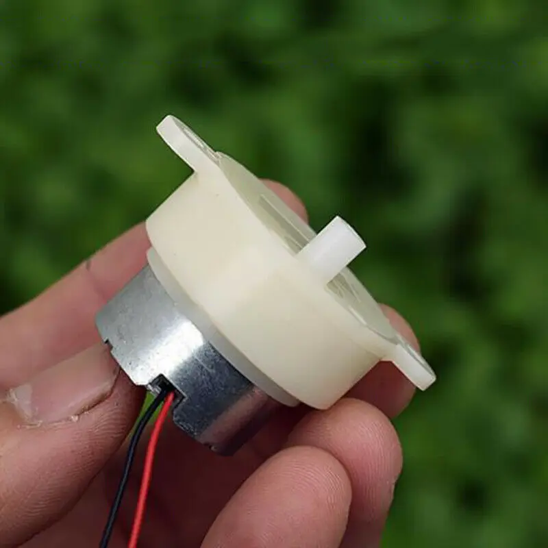 Маленький 300 Пластик коробка передач, редукторный двигатель с источником питания от постоянного тока, 6 в 9V 12V 16 об/мин медленно Скорость большого крутящего момента двигателя квадратный вал для игрушечных моделей