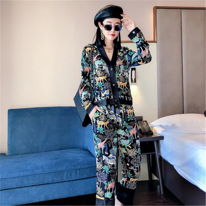 

Spring Autumn Two Piece Set New Fashion Leopard Print Casual V-neck Plus Size Women Clothing 2 Piece Sets