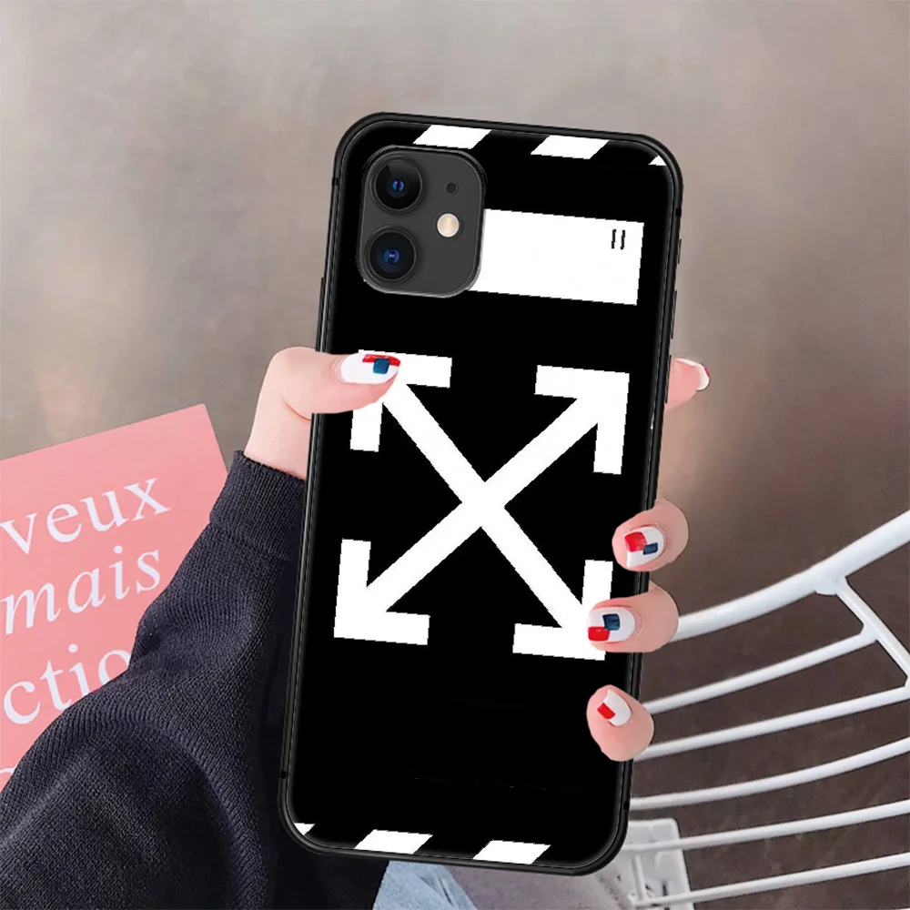 

Off OW Fashion Brand Phone Case Cover Hull For IPhone 5 5s se 2 6 6s 7 8 12 Mini Plus X XS XR 11 PRO MAX black Etui Soft Shell