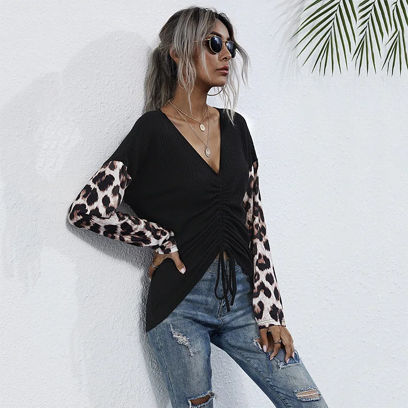 

Autumn and winter new long sleeve loose V-neck black leopard pattern stitching T-shirt