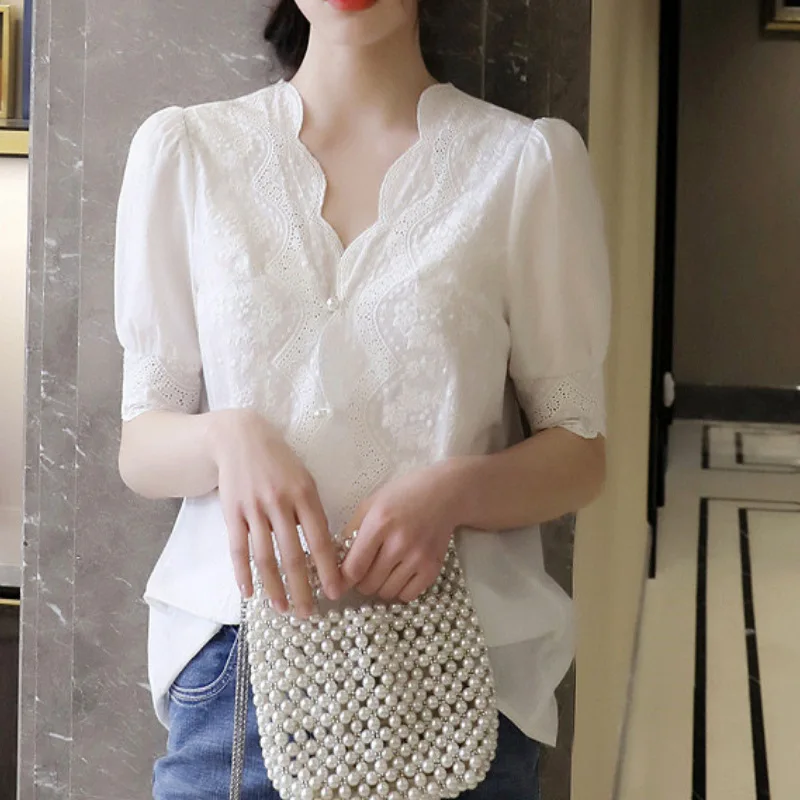 INS ветер Французский Простой но элегантный маленький свежий волна v-образный