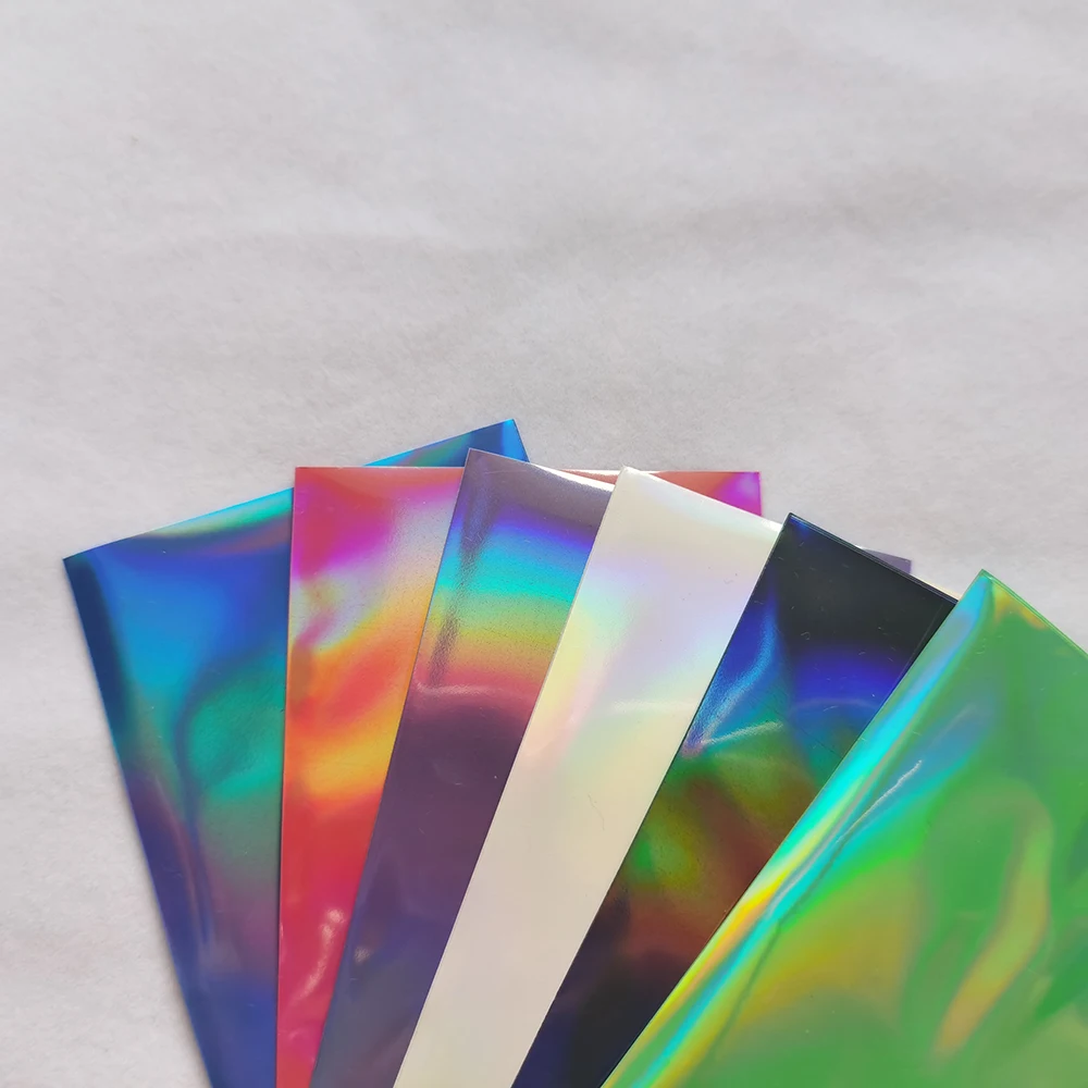 66x91mm100 PCS/LOT Rainbow Cards Sleeves Foil Protector Trading Shield Magic Laser Cover PKM/MGT Holographic Sleeve | Спорт и