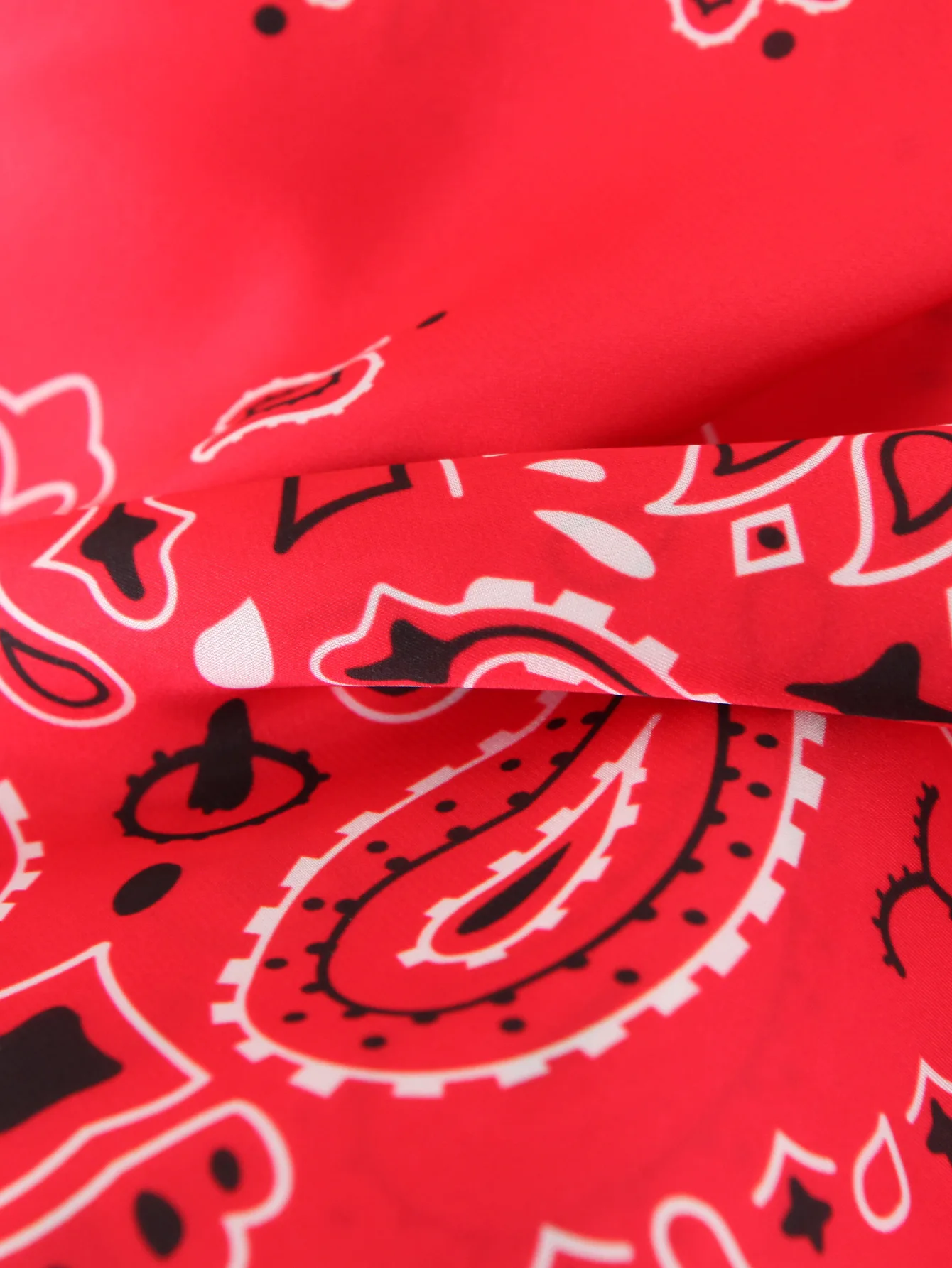 

Product European and American Style Women's Square Scarf Butterfly Sling 2021 Summer New Tops Type Clothing Length Pattern Type