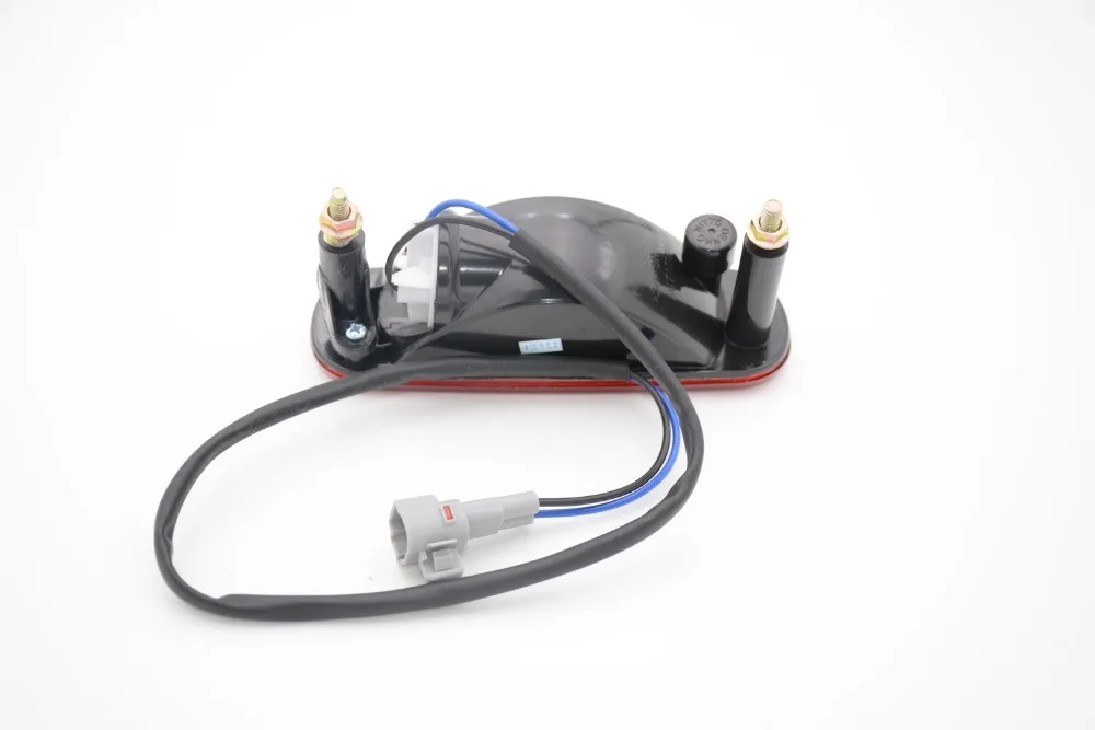 1 шт. противотумансветильник РА на задний бампер для Suzuki Swift 2005-2006 | Автомобили и