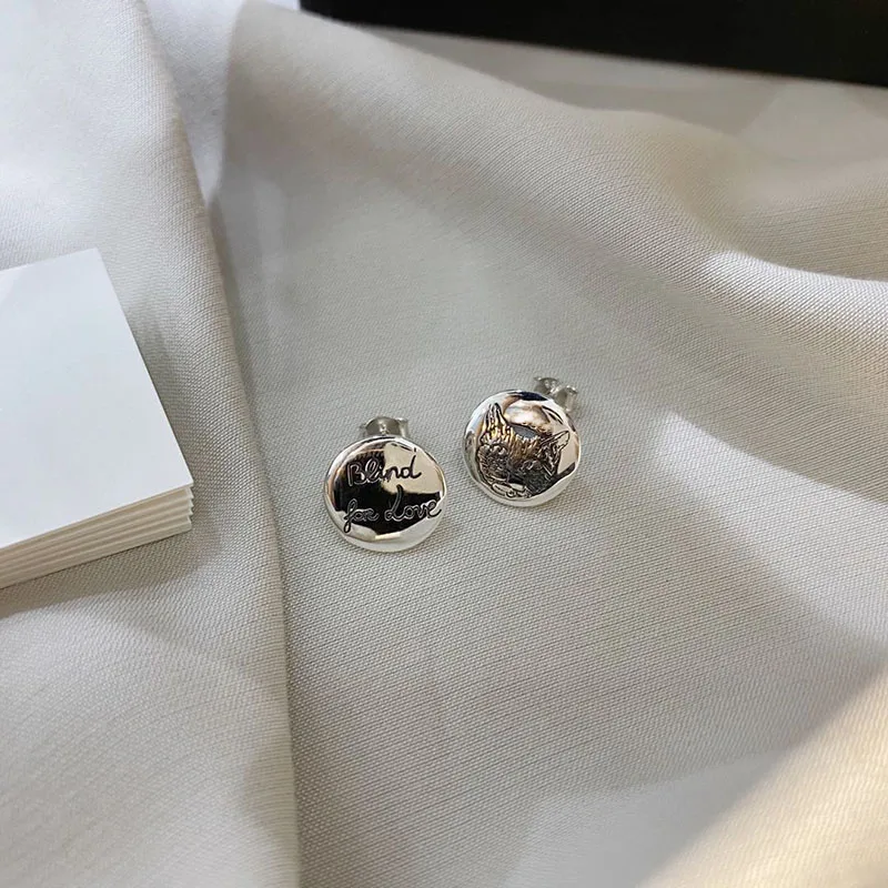 

Original brand female high quality S925 sterling silver love fearless cat round earrings temperament fashion boutique gift