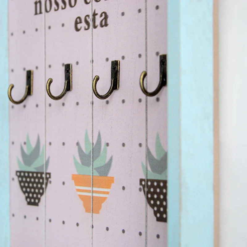 Настенная вешалка для ключей с крючками и надписью | Дом сад