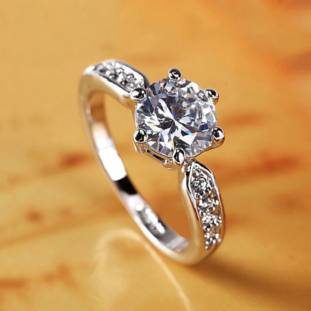 Женские медные кольца с фианитами регулируемые размеры