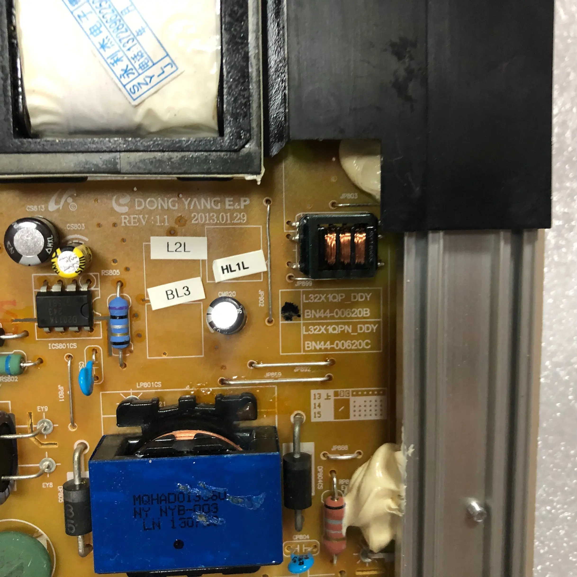 1 шт. в партии хорошее качество L32X1QP_DSM BN44 00620A 00620B 00620C 00620D натуральная на