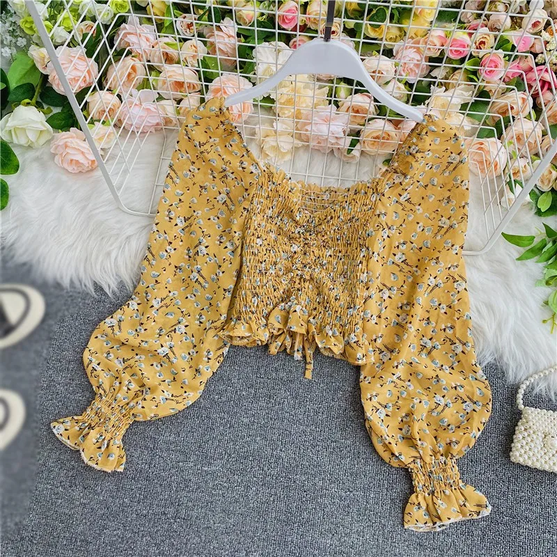 

Sweet Women Square Collar Blouse Sexy Pleated Small Floral Print Short Top Girls Chiffon Shirt Blouses