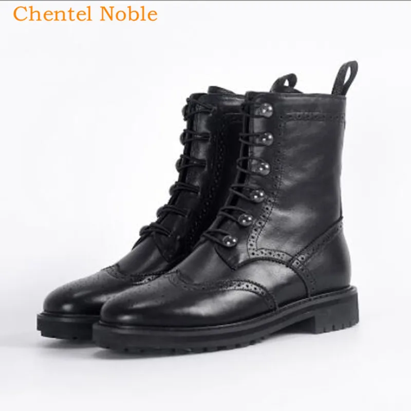 Женские ботинки на шнуровке спереди черные кожаные с круглым носком рыцарские