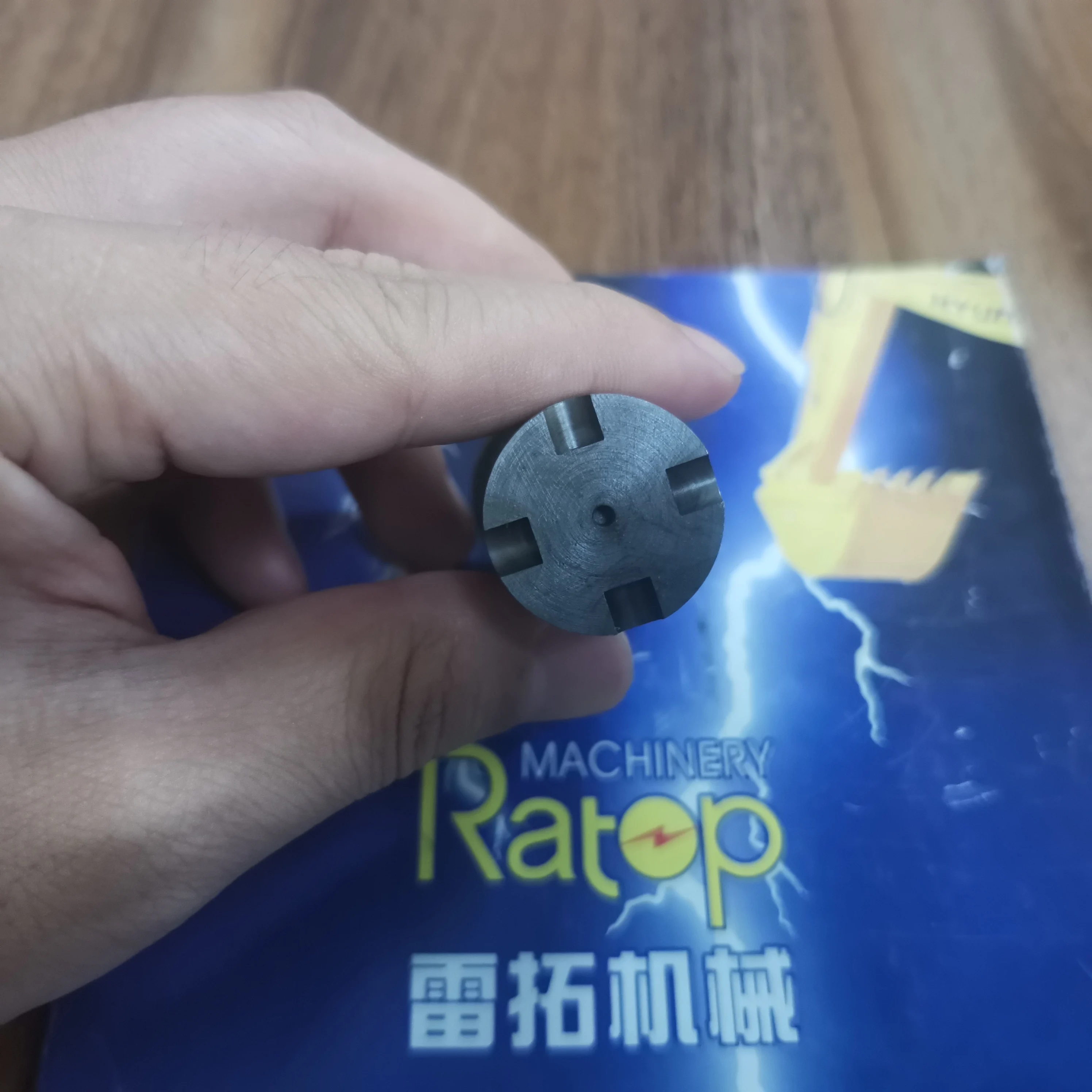 Стандартный клапан в сборе 723-40-71430