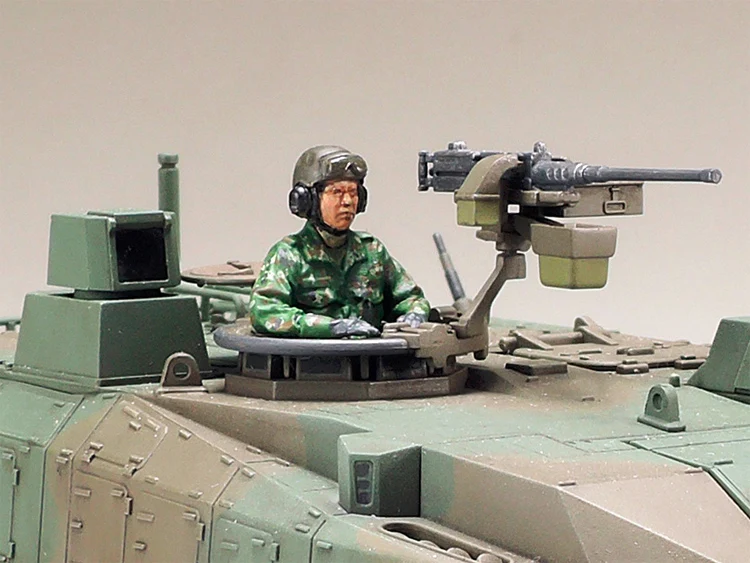

Tamiya 32588 1/48 Scale Japan Ground Self Defense Force JGSDF Type 10 Tank Toy Military Plastic Assembly Building Model Kit