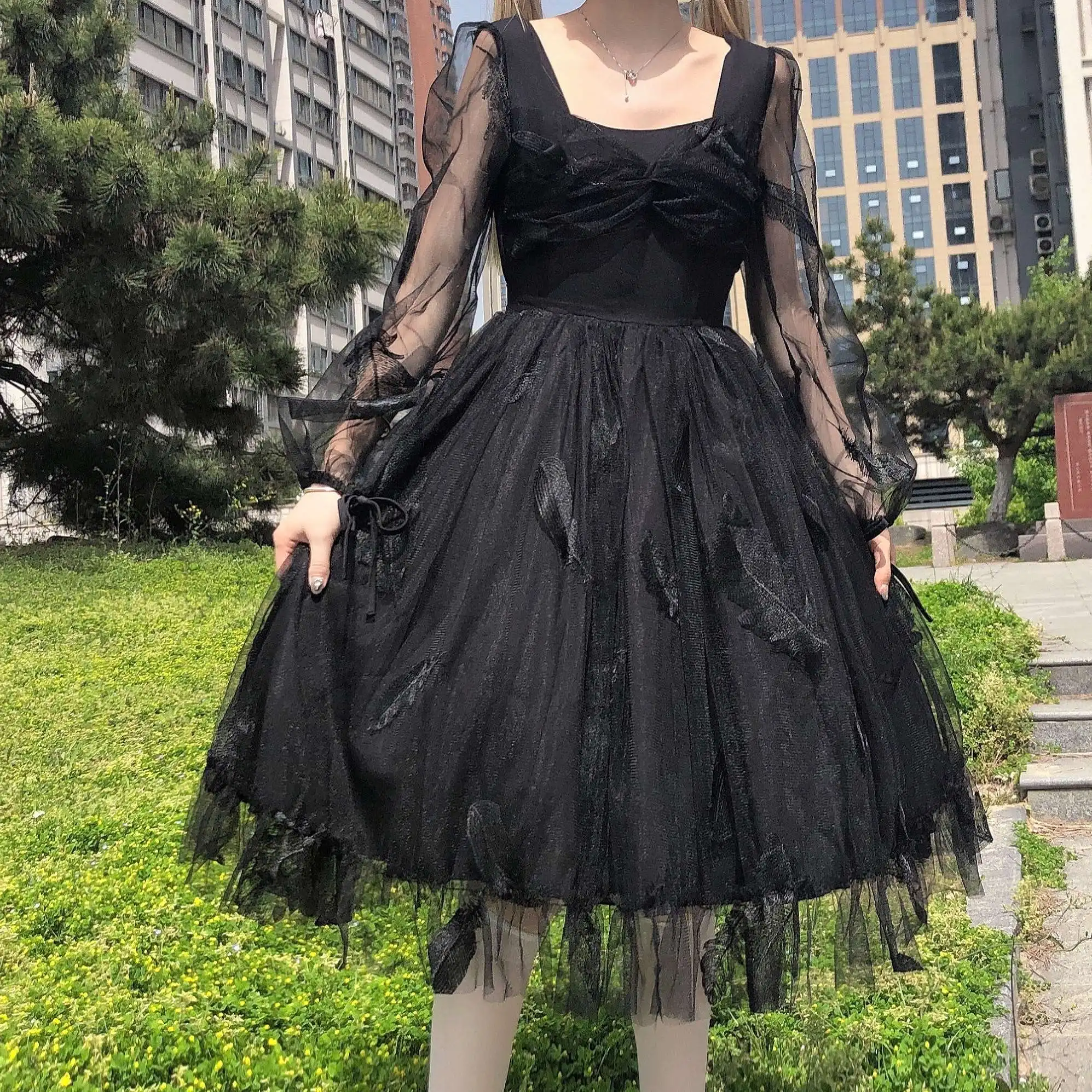 

Japanese Summer 2021 New Dark Feather Applique Goth Punk Harajuku Mesh Dress Retro Bow Sling Black Lolita Dress Party Vestidos