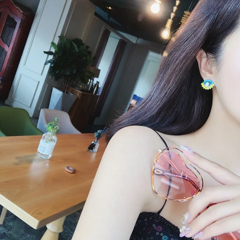 

2021 Europe Design Vintage Eye Shape Stud Earrings For Women Fashion Personality Rhinestone Oorbellen Femme Trendy Ear Jewelry