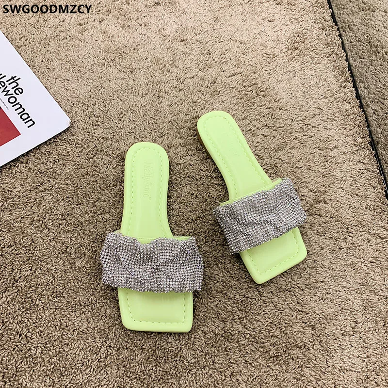 

Шлепанцы женские на плоской подошве, пляжная обувь, сланцы, дизайнерские, со стразами, лето 2021