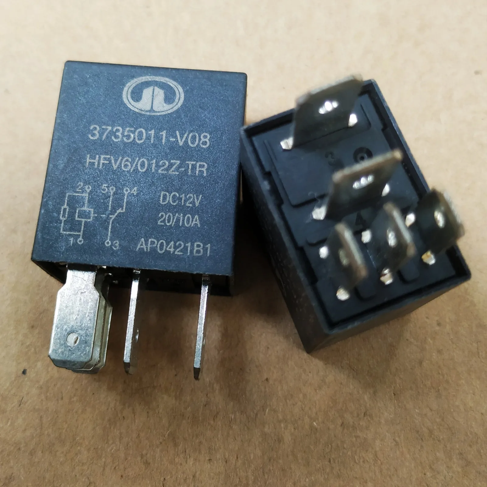 Новое автомобильное реле HFV6 012Z TR 12 В в пост. Тока 5pin|Реле| |
