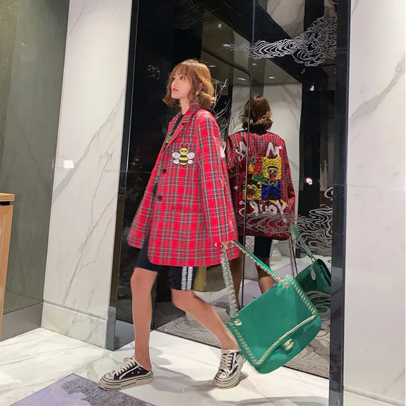 Осенняя коллекция 2020 года куртки с пайетками модные клетчатые женские длинные