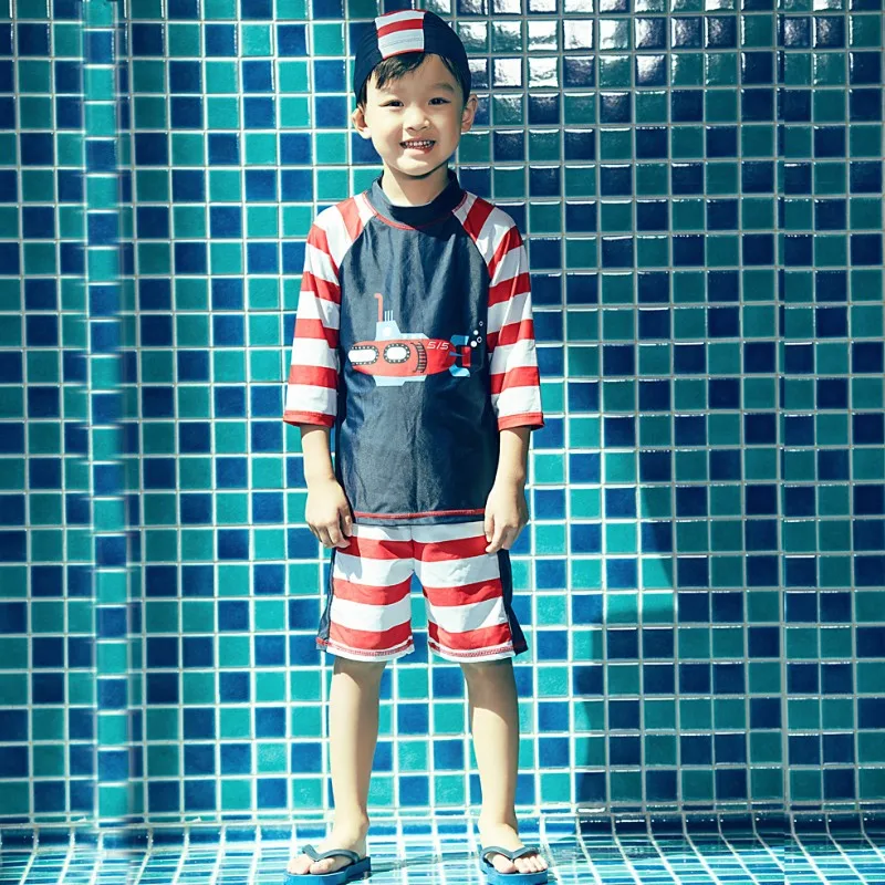 

2-piece Boy Short-sleeved Sportswear Daily Beach Play Sports Boys Swimsuit 2021 Summer New Cartoon Printing Casual Suit
