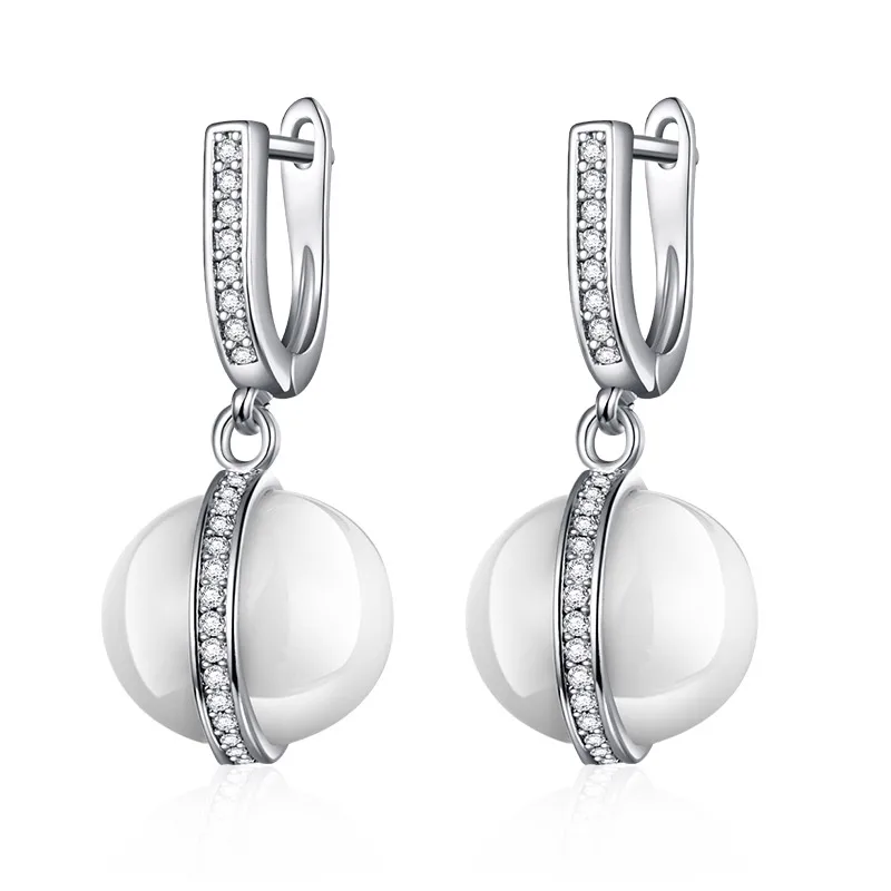 silver white MAIKALE, классические серьги с шариками, черные, белые, керамические серьги, кубический цирконий, золото/серебро, висячие серьги для женщин, висячие серьги, подарок - Окраска металла: silver white