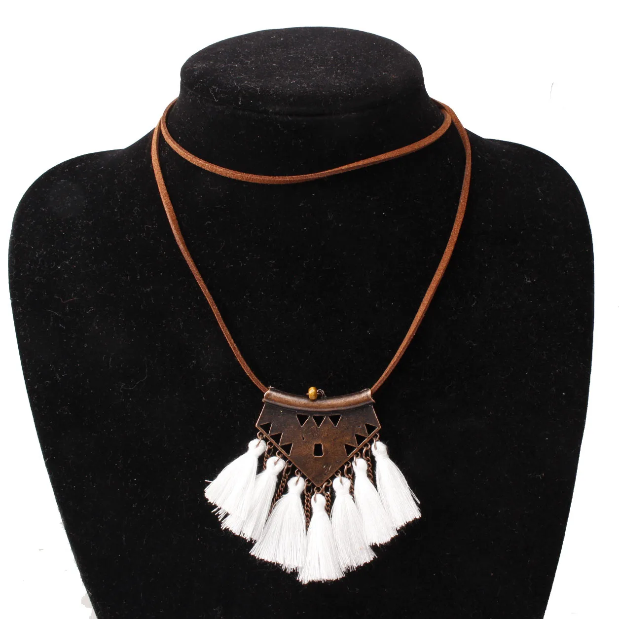 Длинное ожерелье с кисточками винтажное богемное этническое кожаное в стиле