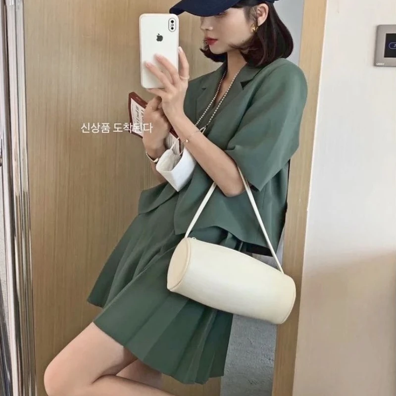 Женские костюмы с пиджачным топом и плиссированной юбкой однотонные элегантные