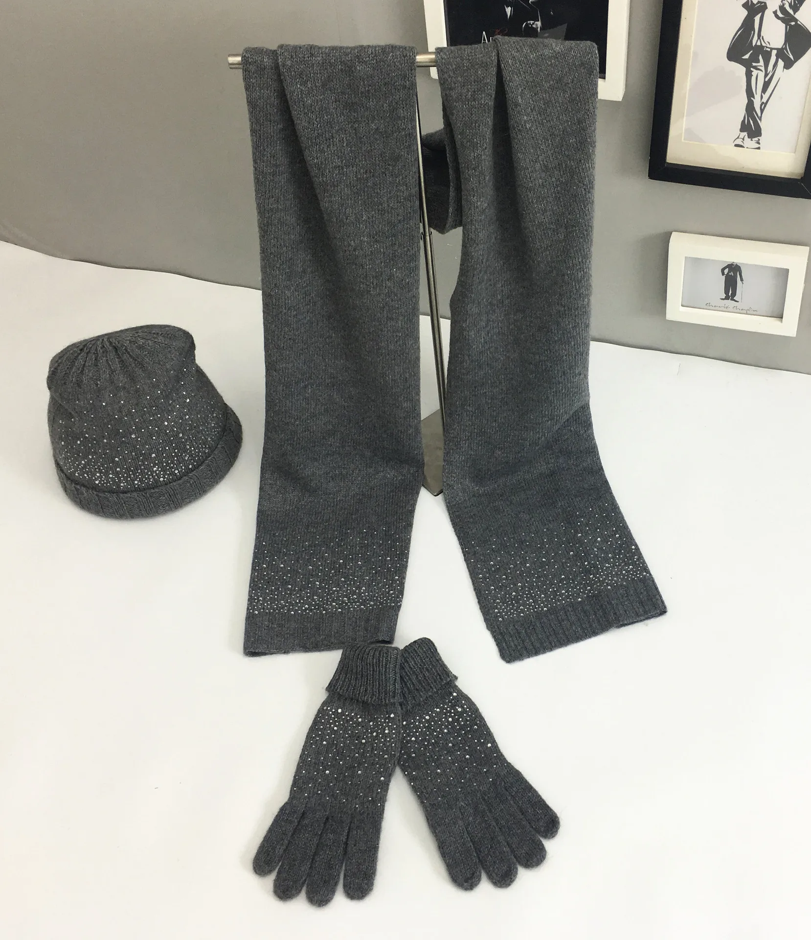 Женская зимняя теплая шапка шарф и перчатки винтажная Повседневная Верхняя