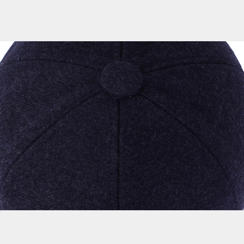 Мужская теплая шапка ушанка однотонная регулируемый размер для осени и зимы