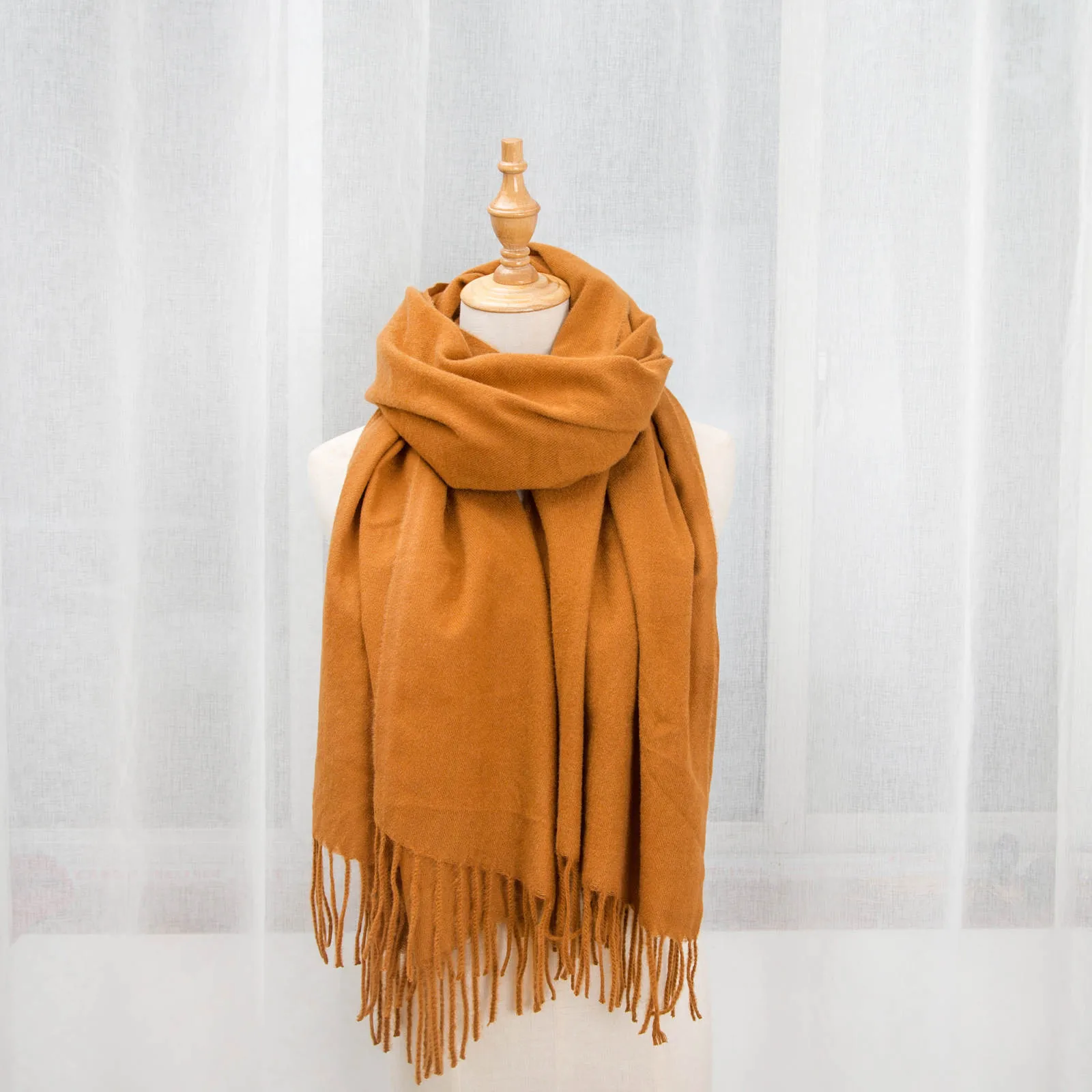 

Fashion Solid Color 2020 Women Scarf Winter Hijabs Tessale Tassels Long Lady Shawls Hijabs Tassel Scarf Wraps Shawl Scarves#g30