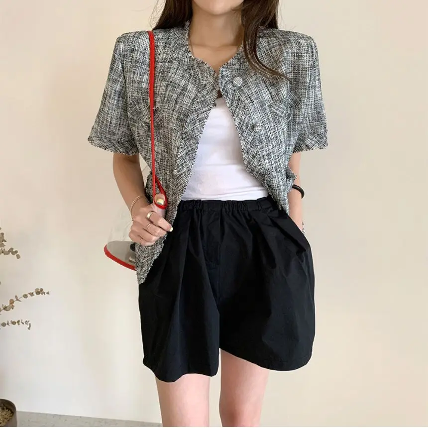

2021 Korean New Spring Summer Vintage Single Breasted Women'S Shirt Chic Short Sleeve Shirt Female Short Outwear Pockets 4543