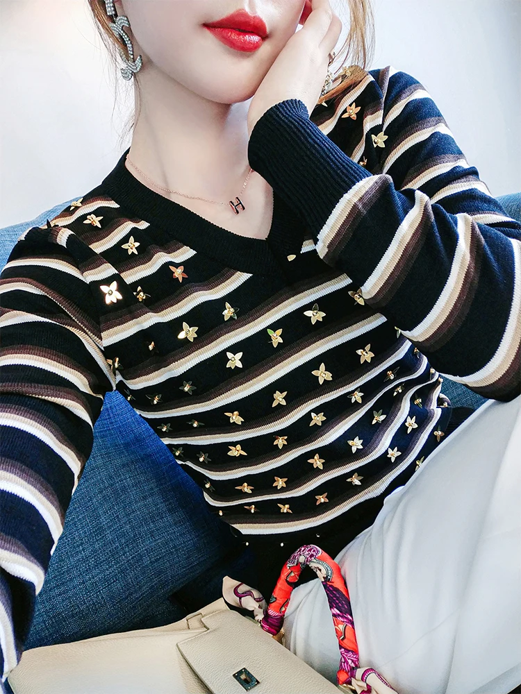 

Shangweiluo autumn new heavy industry metal bead small fragrance stripe vest vest temperament T-shirt small cardigan