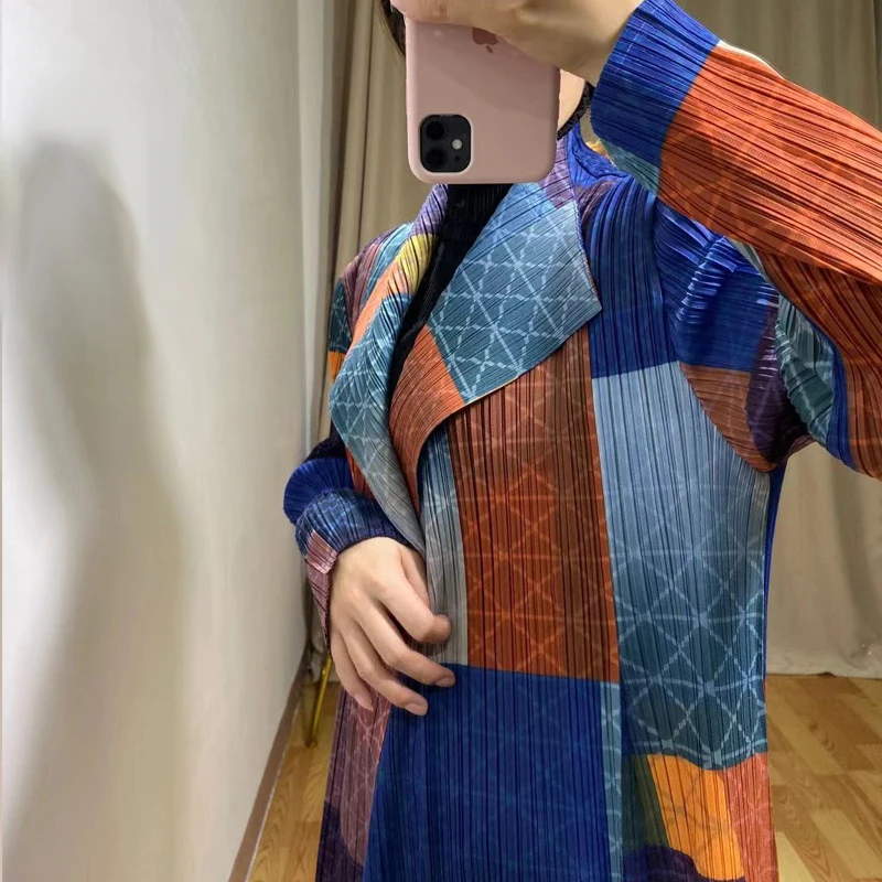Changpleat Осень женский Тренч с принтом miyak плиссированный модный дизайн стоячий воротник длинный рукав кардиган длинные пальто