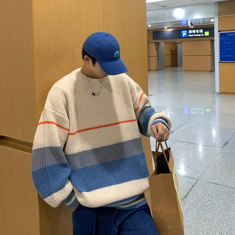 Мужской свитер в полоску свободного покроя с круглым вырезом | Мужская одежда