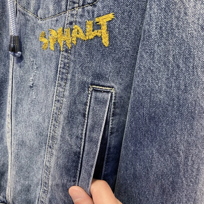 

Fashion Embroidery Denim Jacket Men Vintage Cargo Coat Turn-Down Collar Long Sleeve Hooded Jackets Mens Casual Outerwear Tops