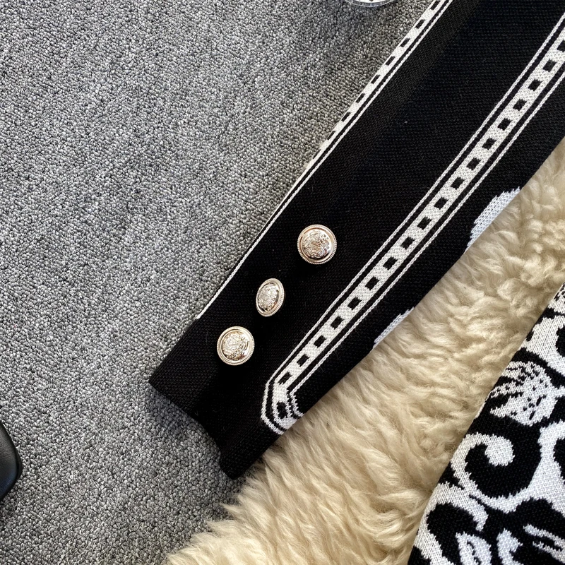 

Women Elegant Deep V-neck Long Sleeve Autumn Winter Slim Bodycon Party Sweater Dress Floral Print Exotic Style Knitted Dress