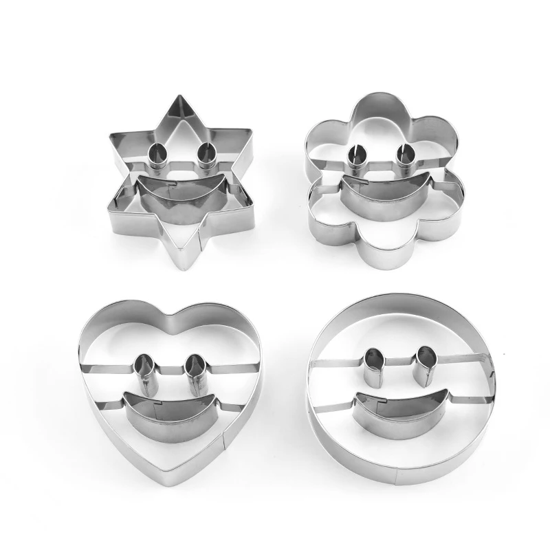 

Smile Face Christmas kitchen Baking Tools Stainless Steel Cookie Mold 3D cake Mold Creative Biscuits Cutting